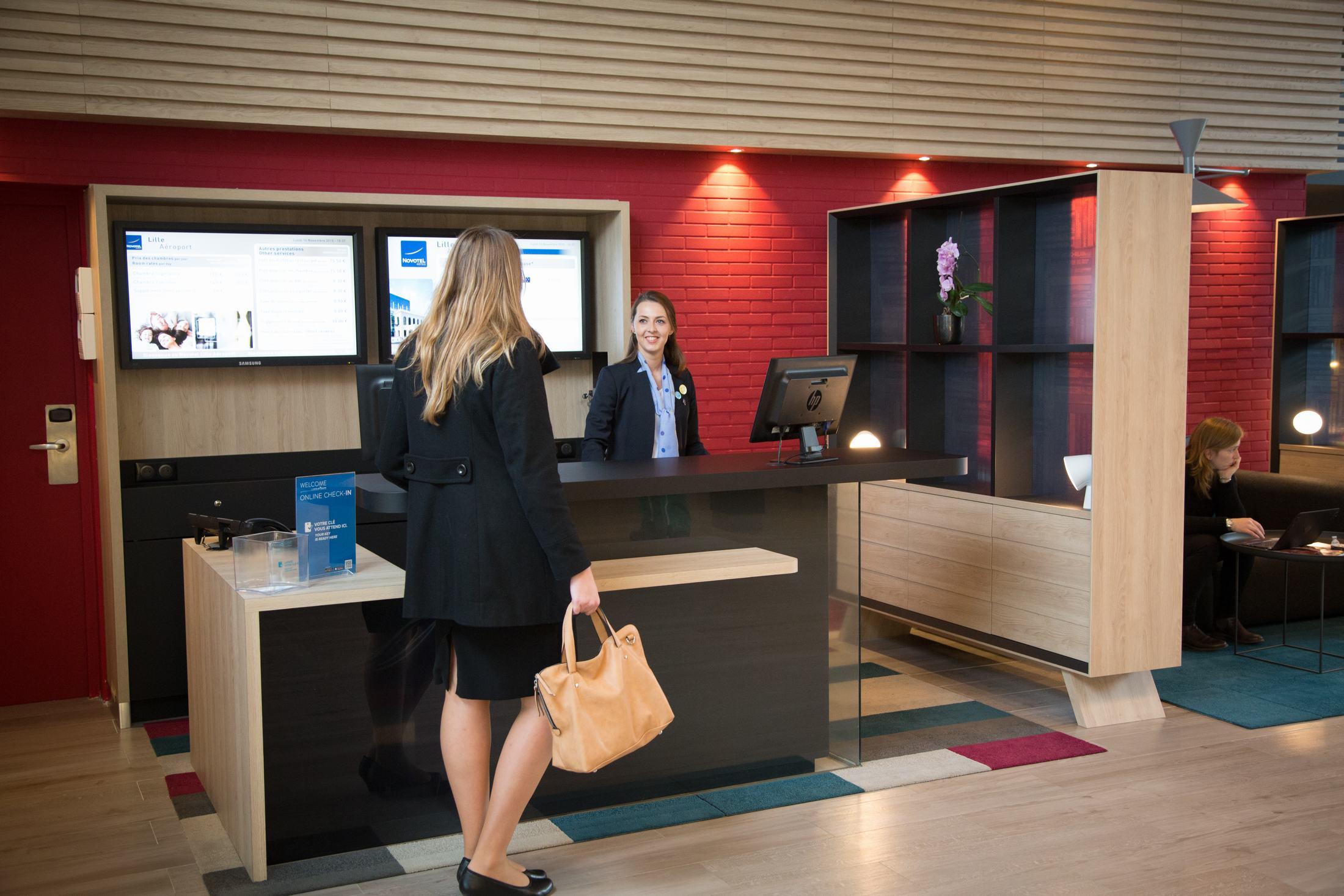 Novotel Lille Aeroport Екстер'єр фото